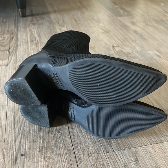 Everlane Reknit Boss Boot - Picture 10 of 10